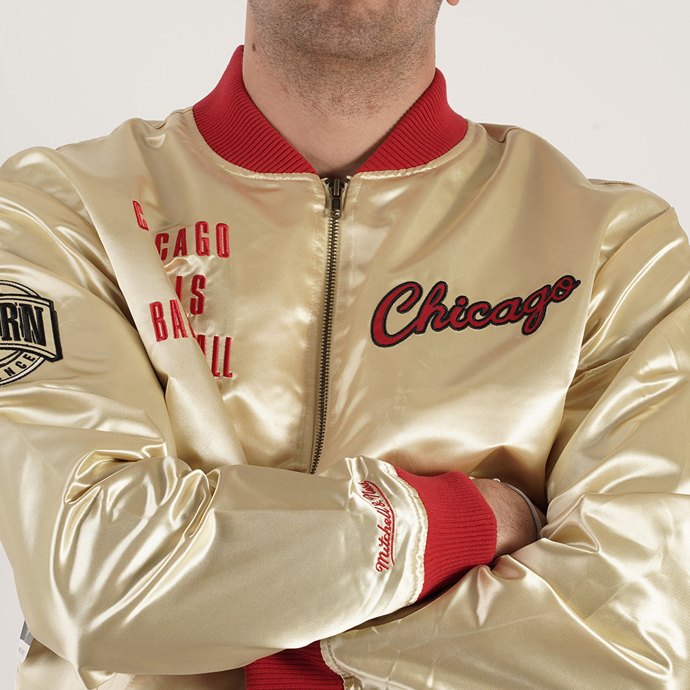 
                  
                    MITCHELL & NESS BOMBER
                  
                