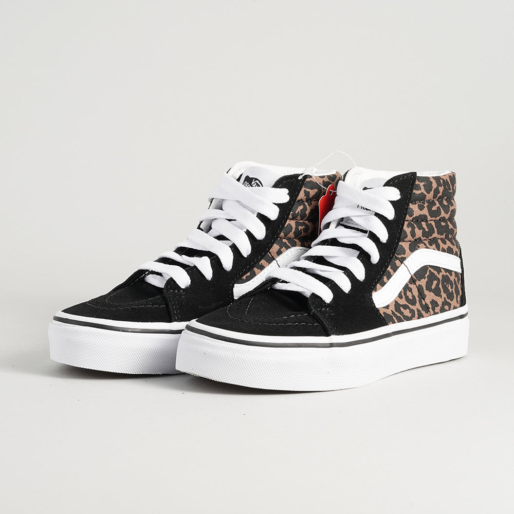 
                  
                    VANS SK8-HI
                  
                