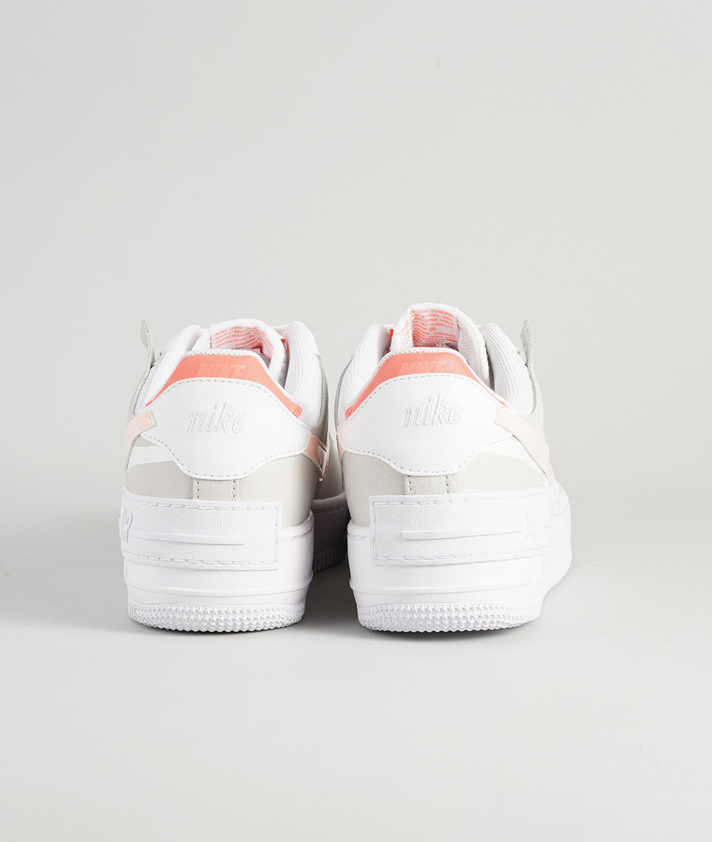 
                  
                    NIKE AIR FORCE 1 SHADOW
                  
                