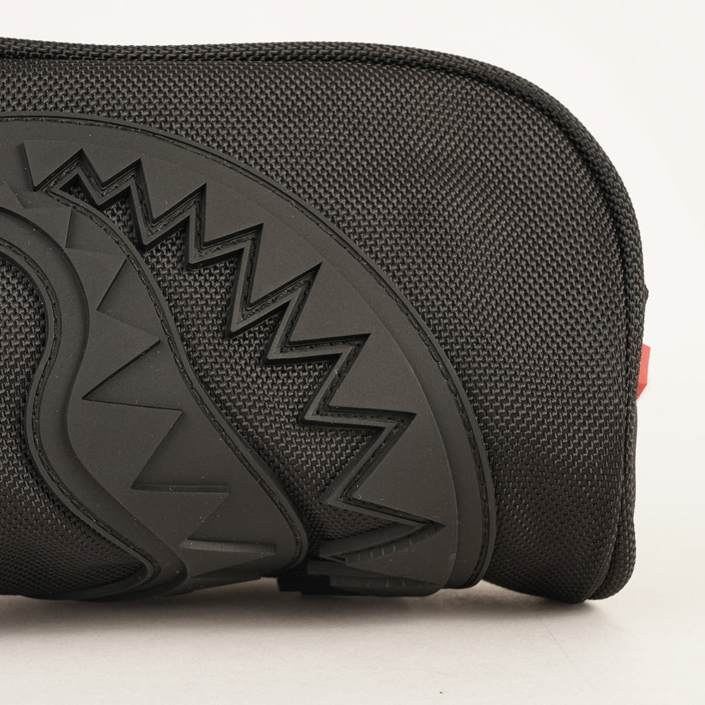 
                  
                    SPRAYGROUND POCHETTE
                  
                