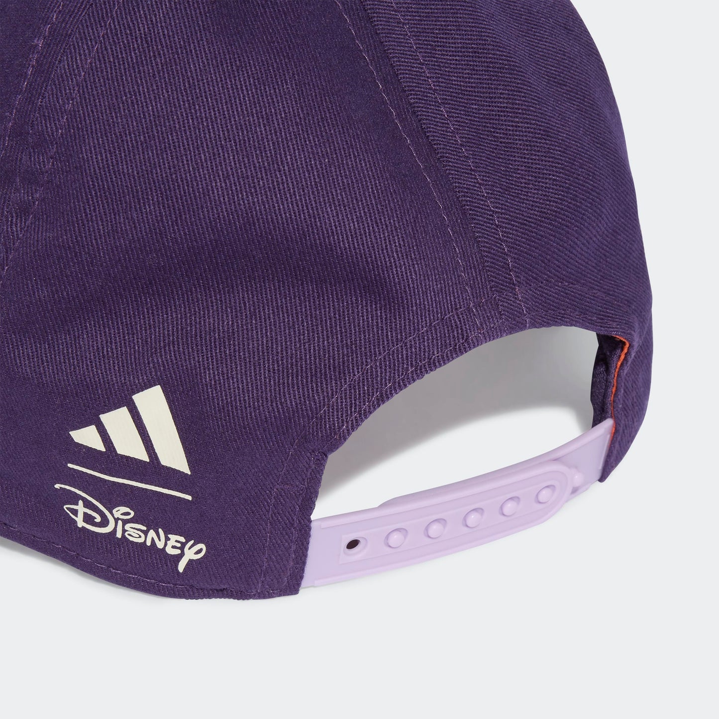 
                  
                    ADIDAS CAPPELLO DISNEY
                  
                
