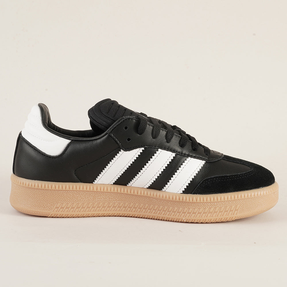
                  
                    ADIDAS SAMBA XLG
                  
                