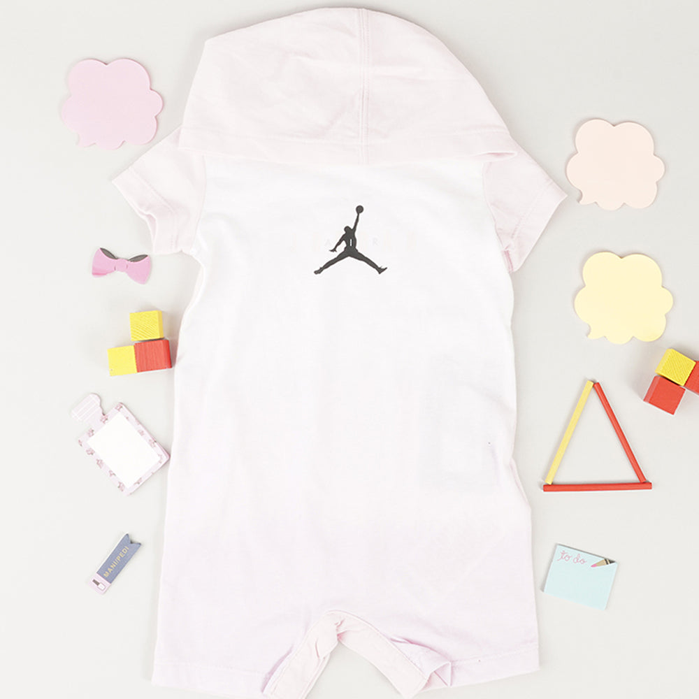 
                  
                    JORDAN Jumpman
                  
                