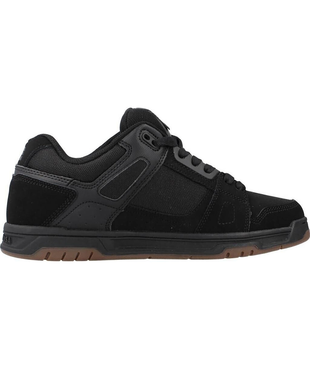 
                  
                    DCSHOECOUSA COURT GRAFFIK
                  
                