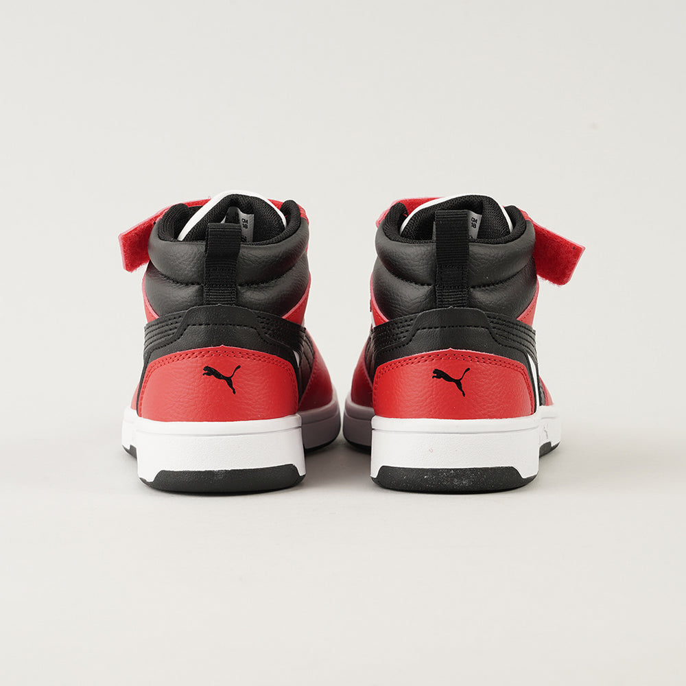 
                  
                    PUMA REBOUND V6
                  
                