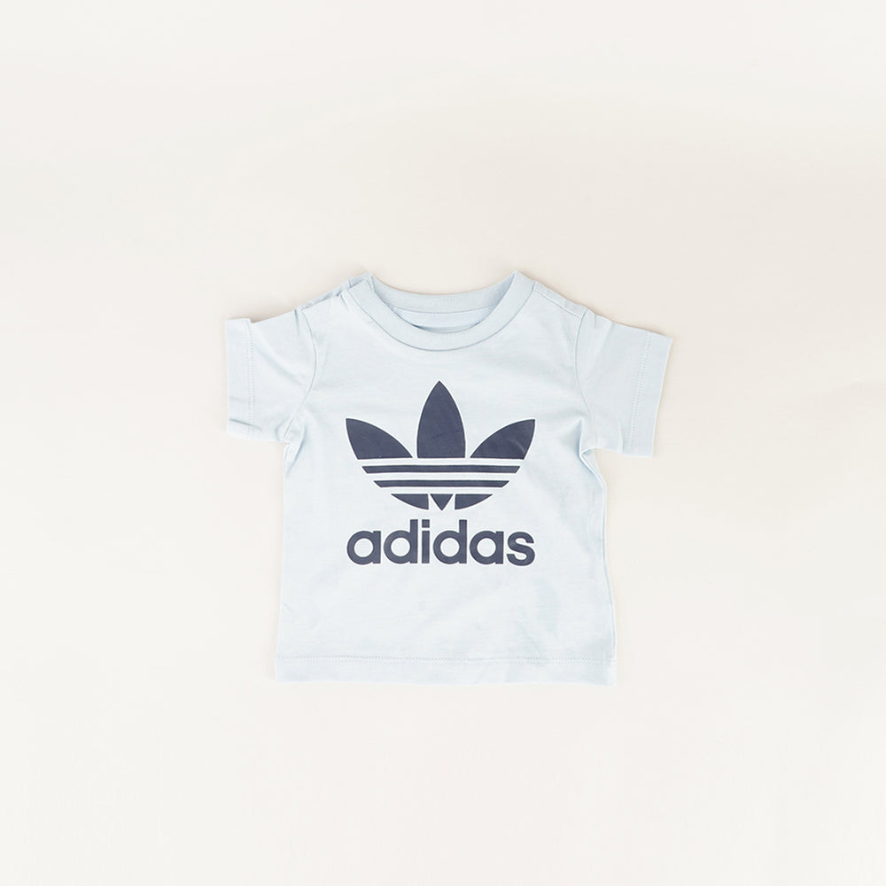 
                  
                    ADIDAS SHORT
                  
                