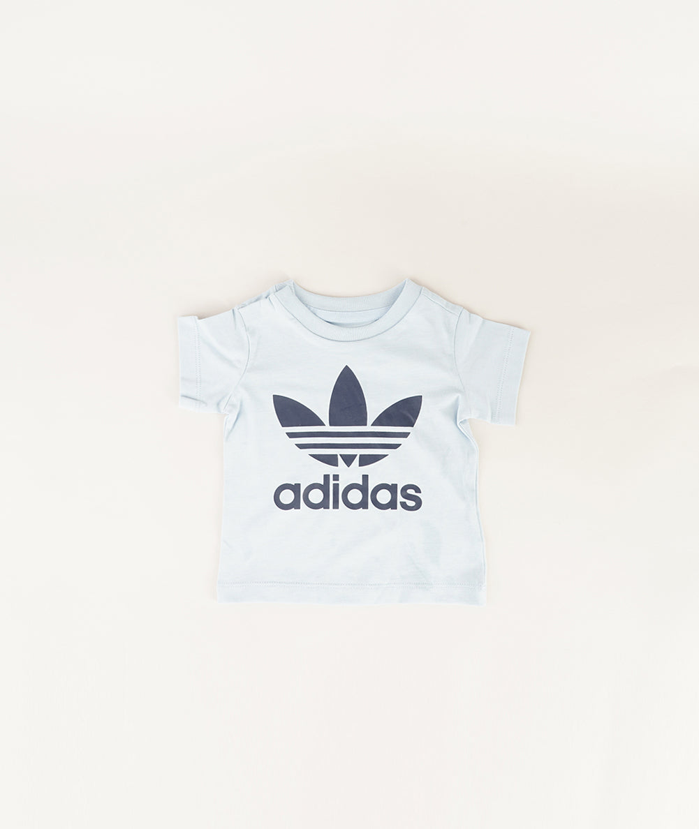 
                  
                    ADIDAS SHORT
                  
                