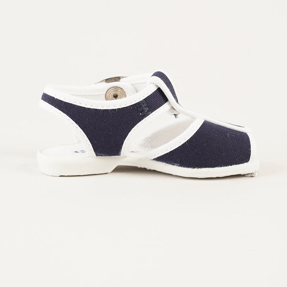 
                  
                    SUPERGA SANDALI
                  
                