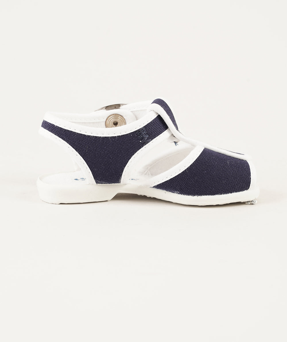 
                  
                    SUPERGA SANDALI
                  
                