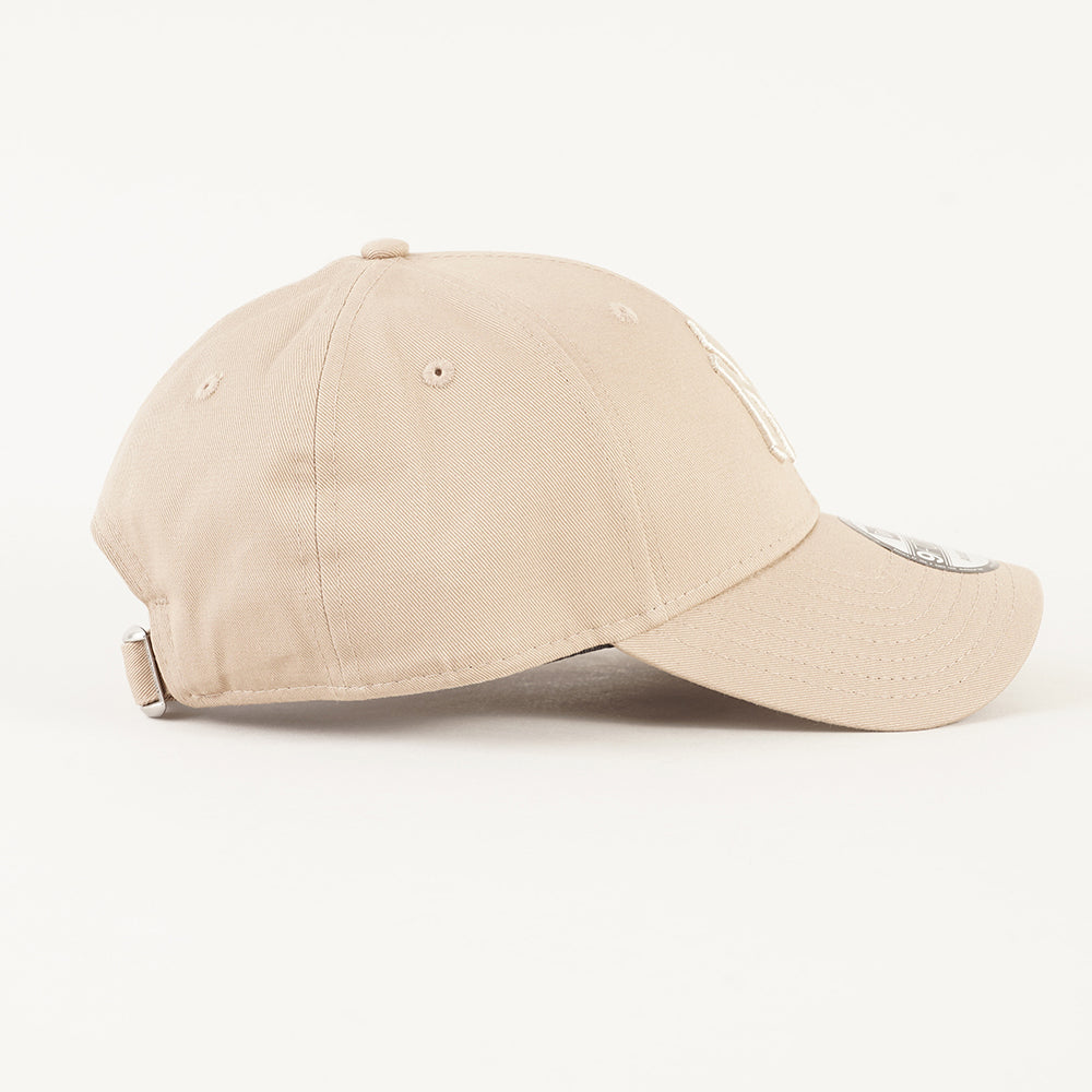 
                  
                    NEW ERA LEAGUE ESSENTIAL
                  
                