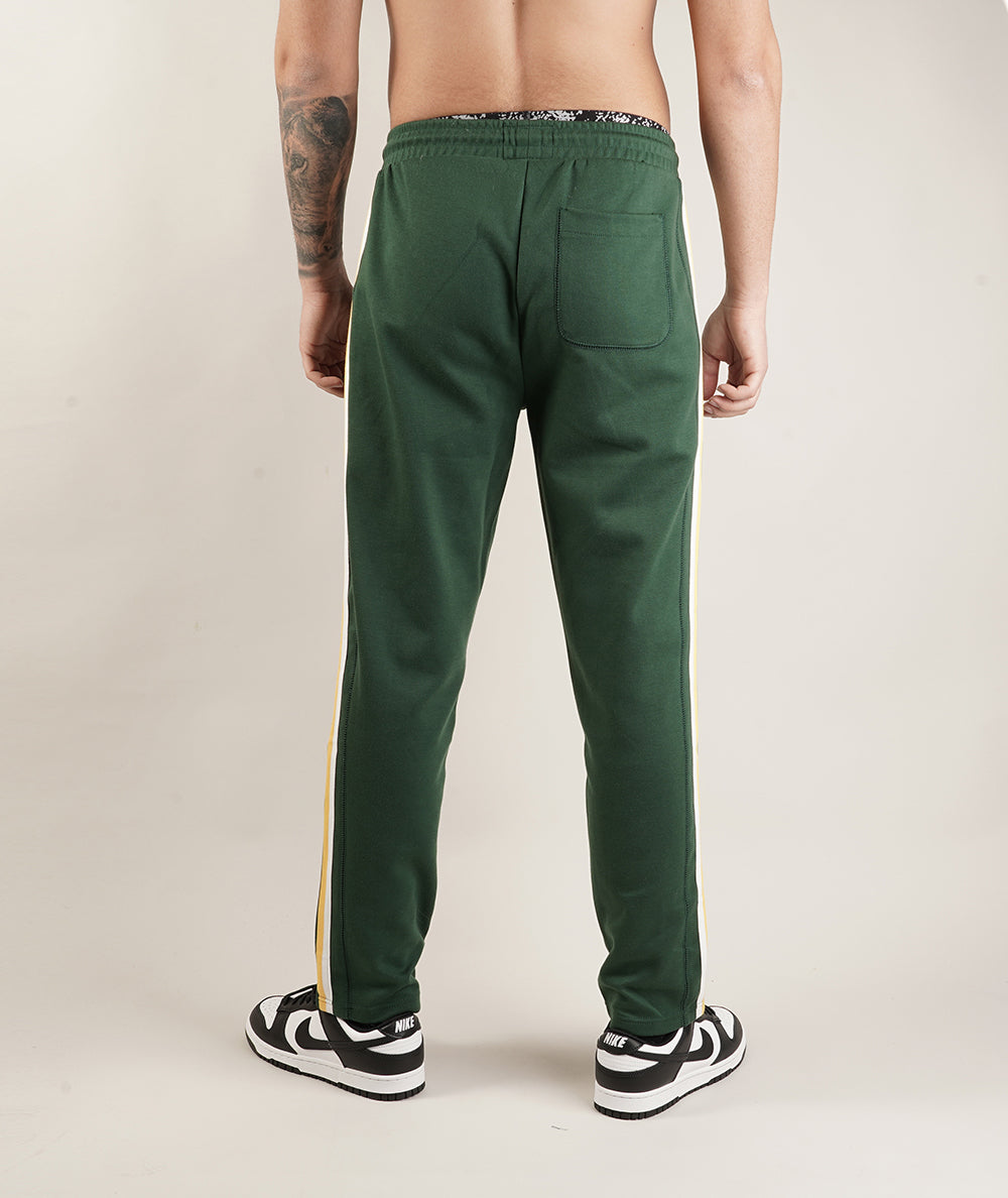 
                  
                    47 BRAND Track pant Jetwa
                  
                