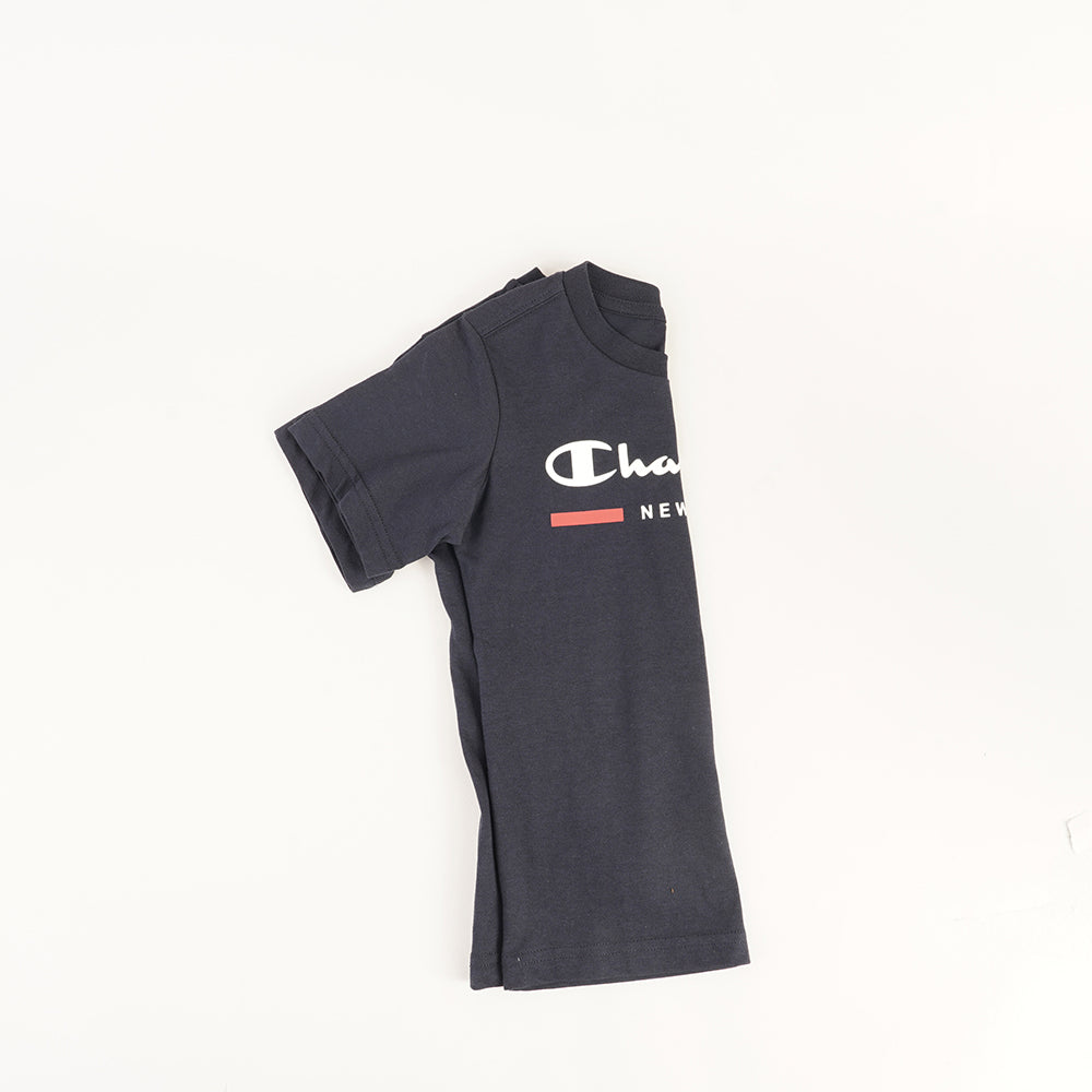 
                  
                    CHAMPION T-SHIRT
                  
                