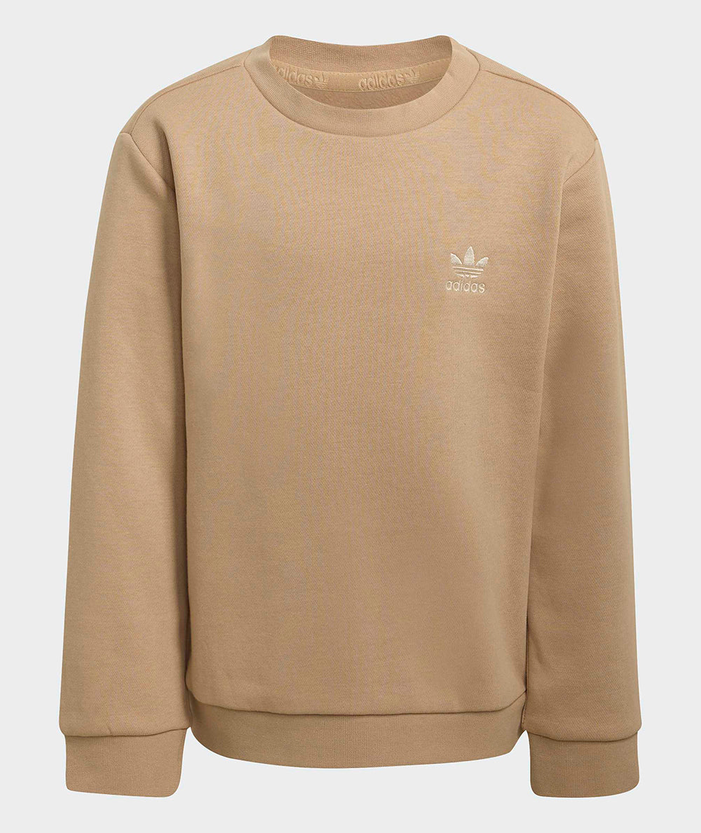 
                  
                    ADIDAS CREW SET
                  
                
