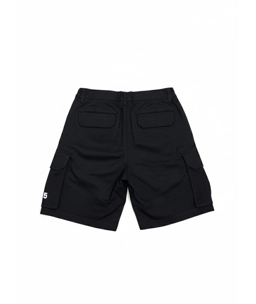 
                  
                    DSQUARED2 LOOSE SHORT
                  
                