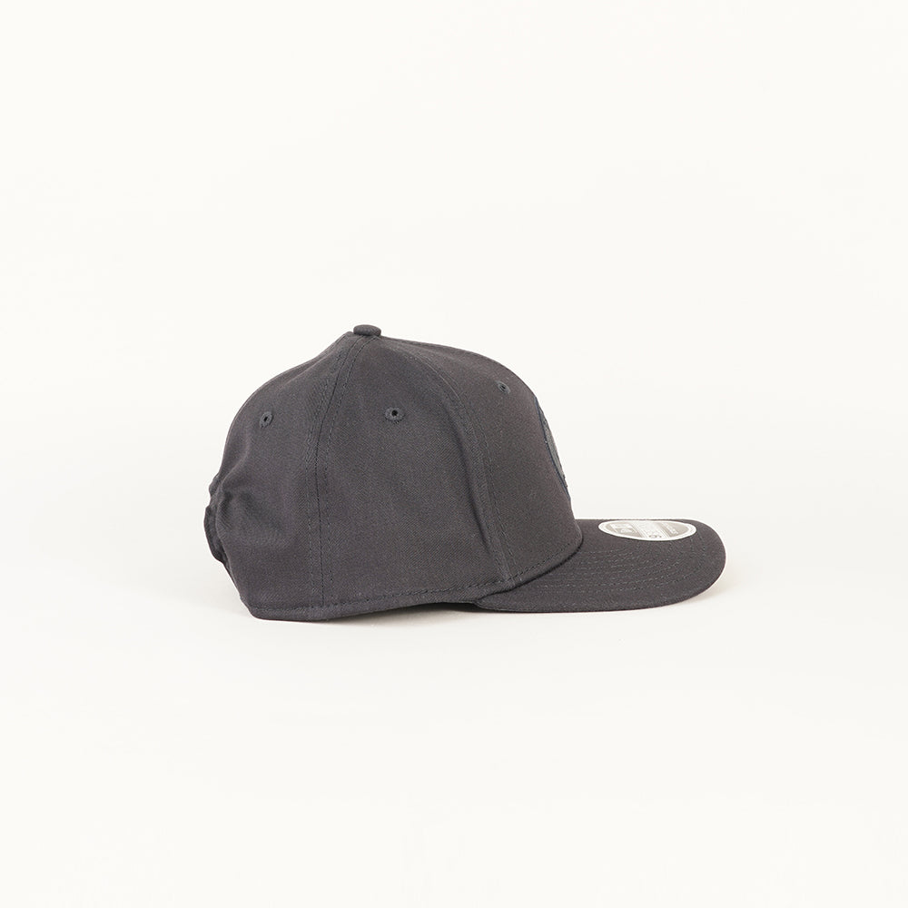 
                  
                    NEW ERA TONAL 9SEVENTY SS
                  
                