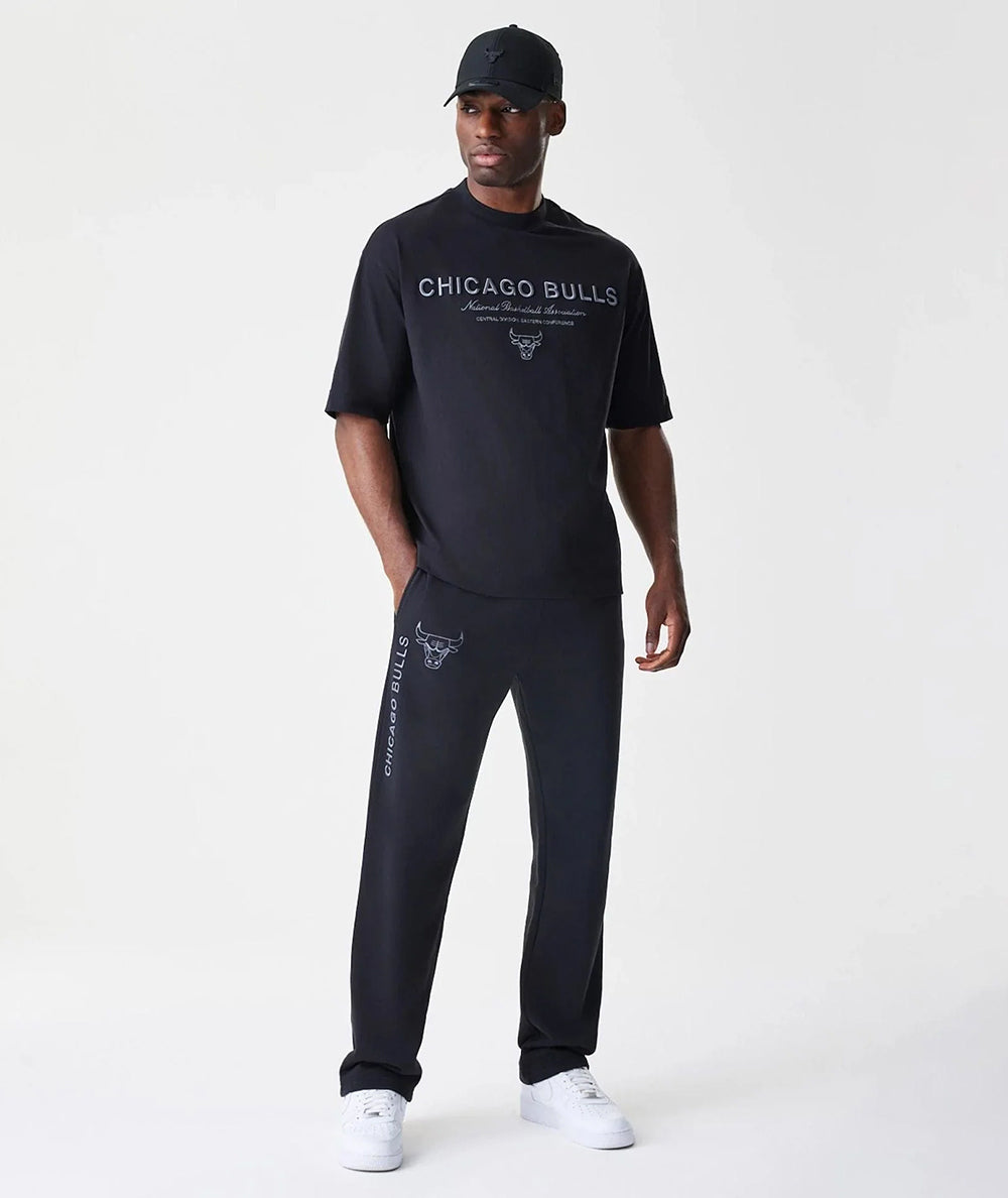 
                  
                    NEW ERA NBA LINEAR JOGGERS
                  
                