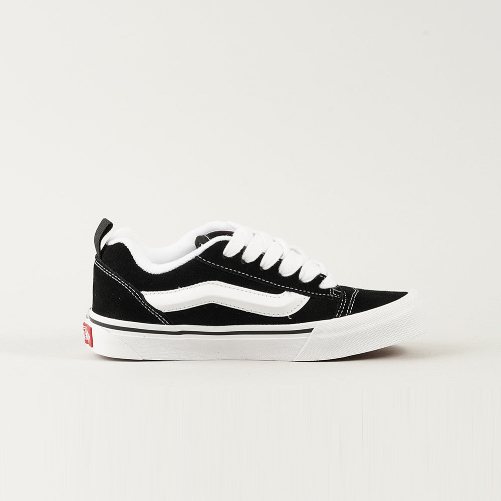 
                  
                    VANS KNU SKOOL
                  
                