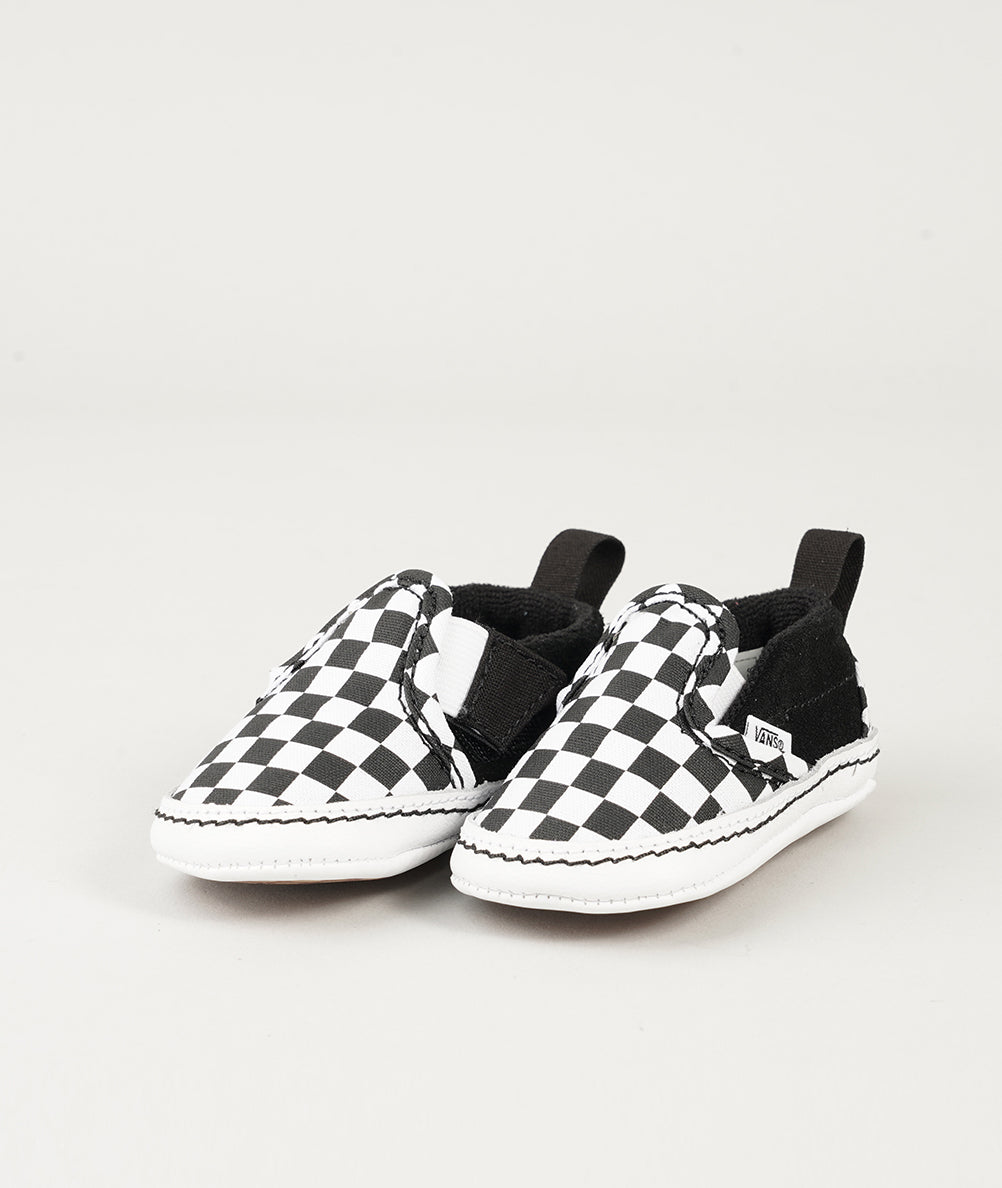 
                  
                    VANS SLIP-ON V
                  
                