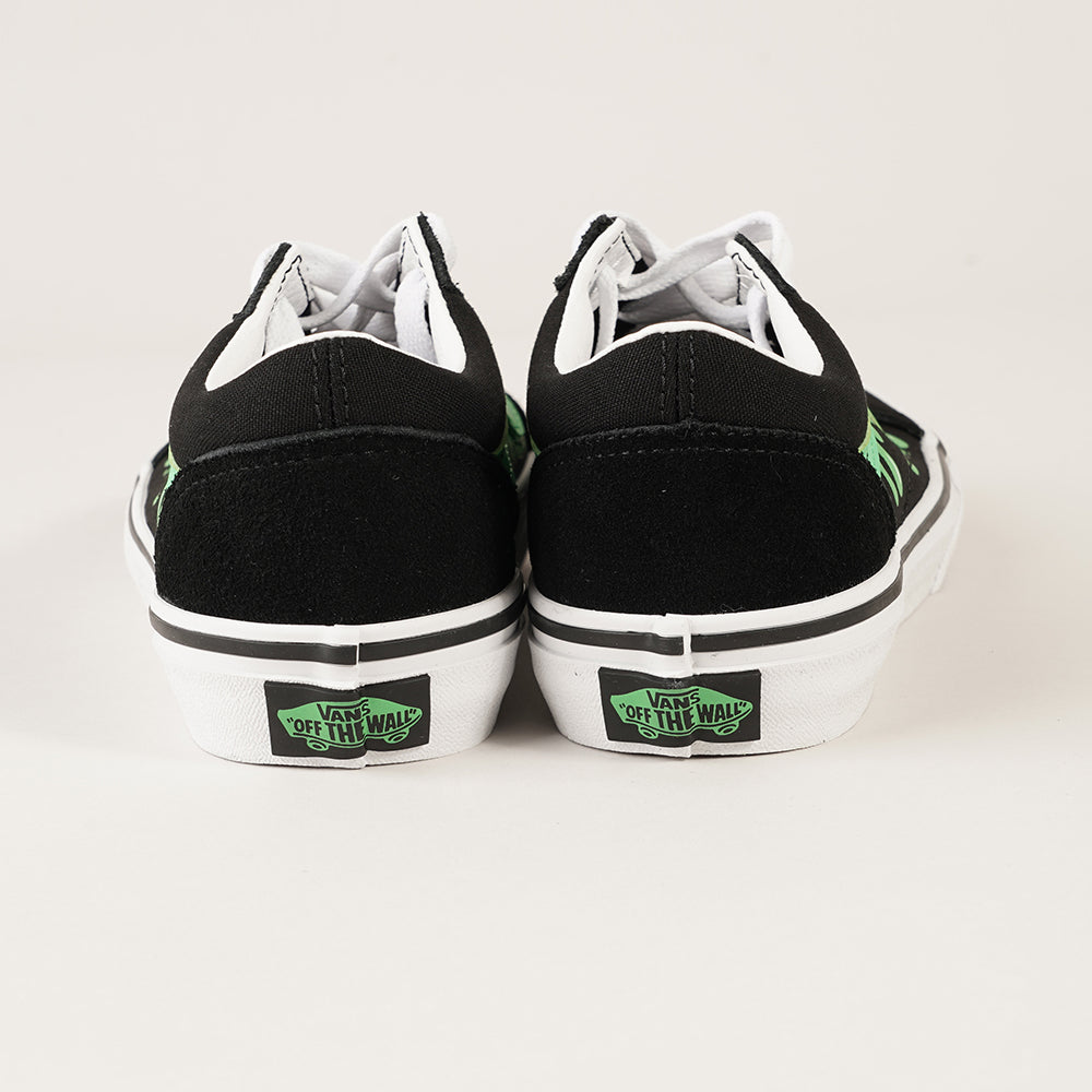 
                  
                    VANS OLD SKOOL
                  
                