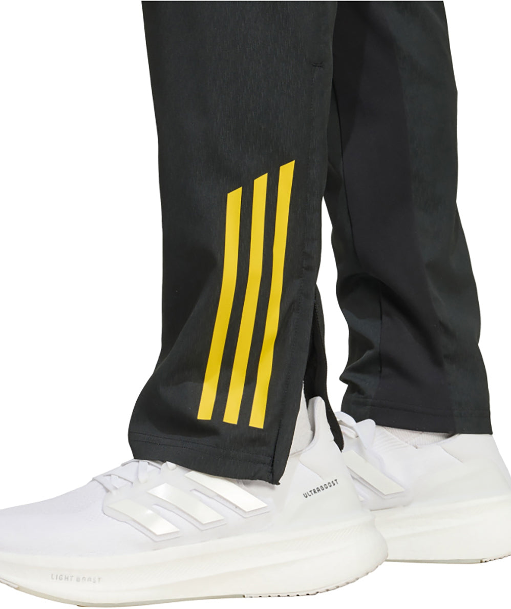 
                  
                    ADIDAS Manchester United
                  
                