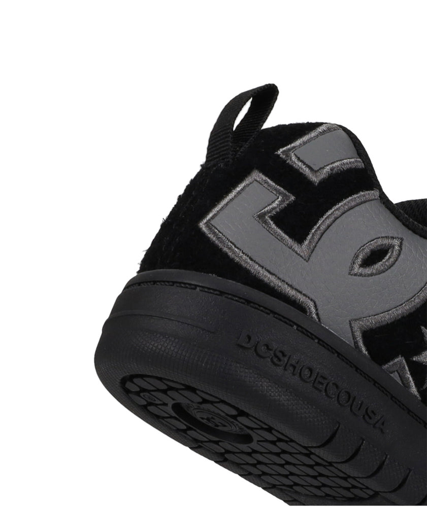 
                  
                    DCSHOECOUSA COURT GRAFFIK SE
                  
                