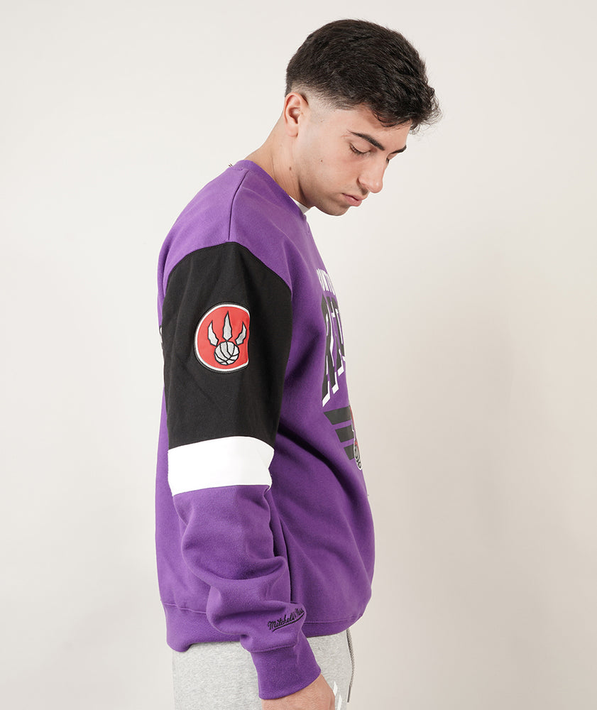 
                  
                    MITCHELL & NESS RAPTORS
                  
                