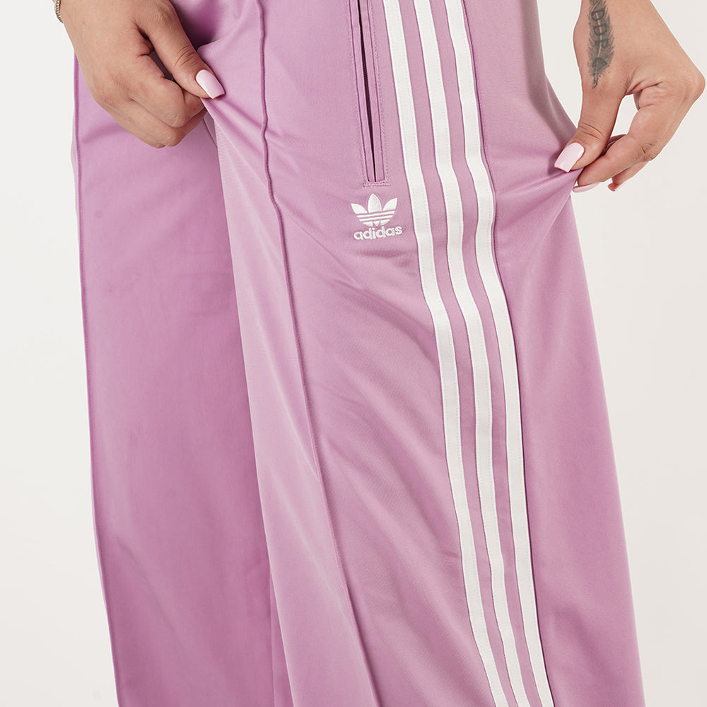 
                  
                    ADIDAS FIREBIRD TP
                  
                