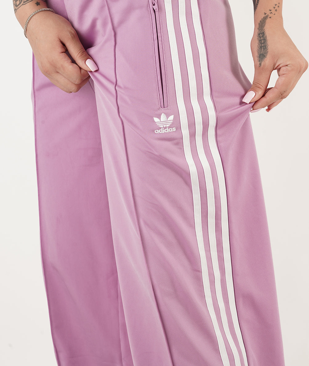 
                  
                    ADIDAS FIREBIRD TP
                  
                