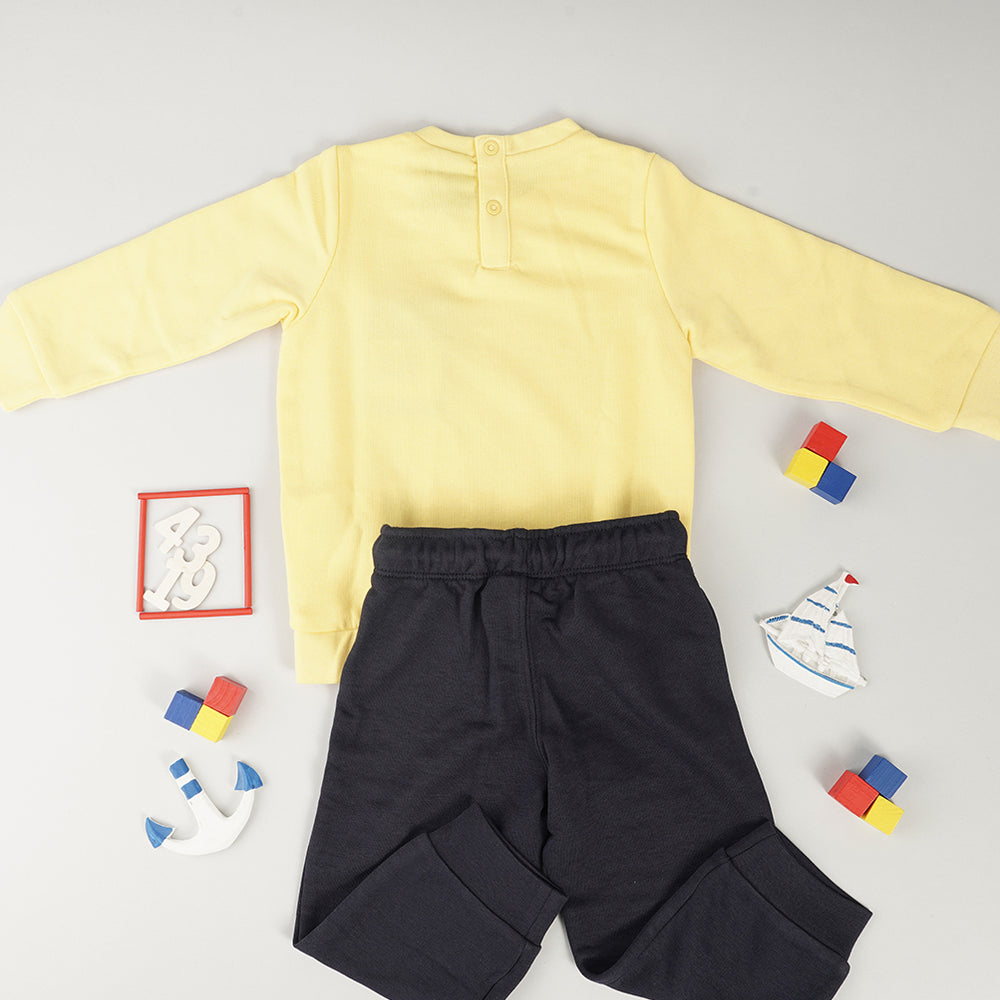 
                  
                    CHAMPION French Terry
                  
                