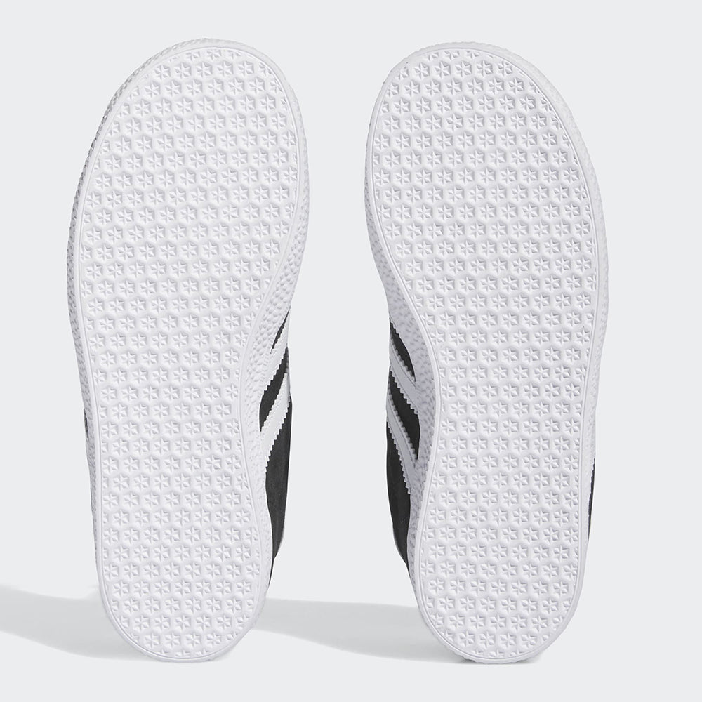 
                  
                    ADIDAS GAZZELLE
                  
                