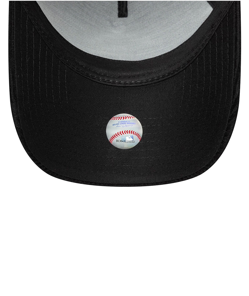 
                  
                    NEW ERA CORD EFRAME
                  
                