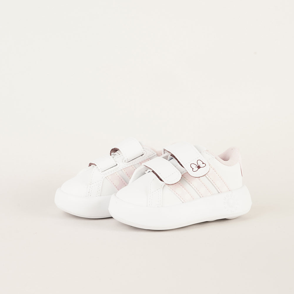 
                  
                    ADIDAS GRAND COURT
                  
                