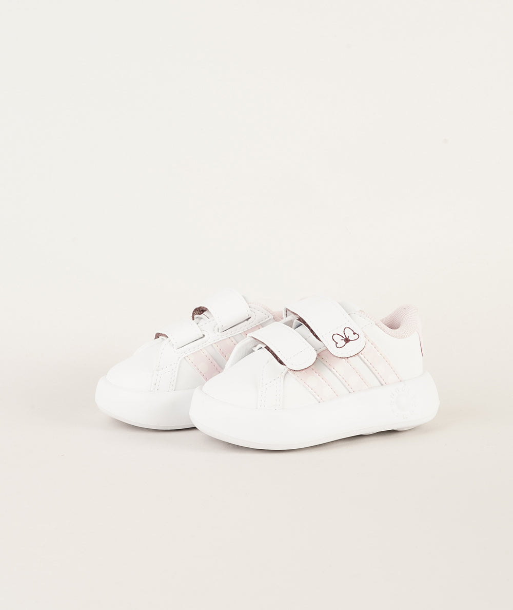 
                  
                    ADIDAS GRAND COURT
                  
                