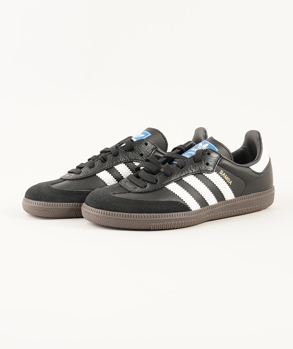 
                  
                    ADIDAS SAMBA
                  
                