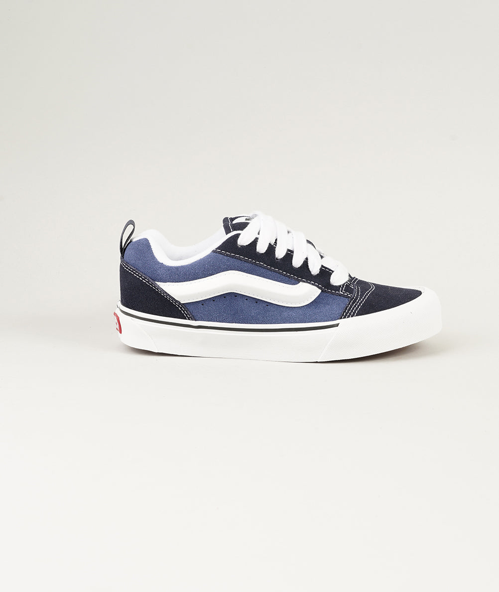
                  
                    VANS KNU SKOOL
                  
                