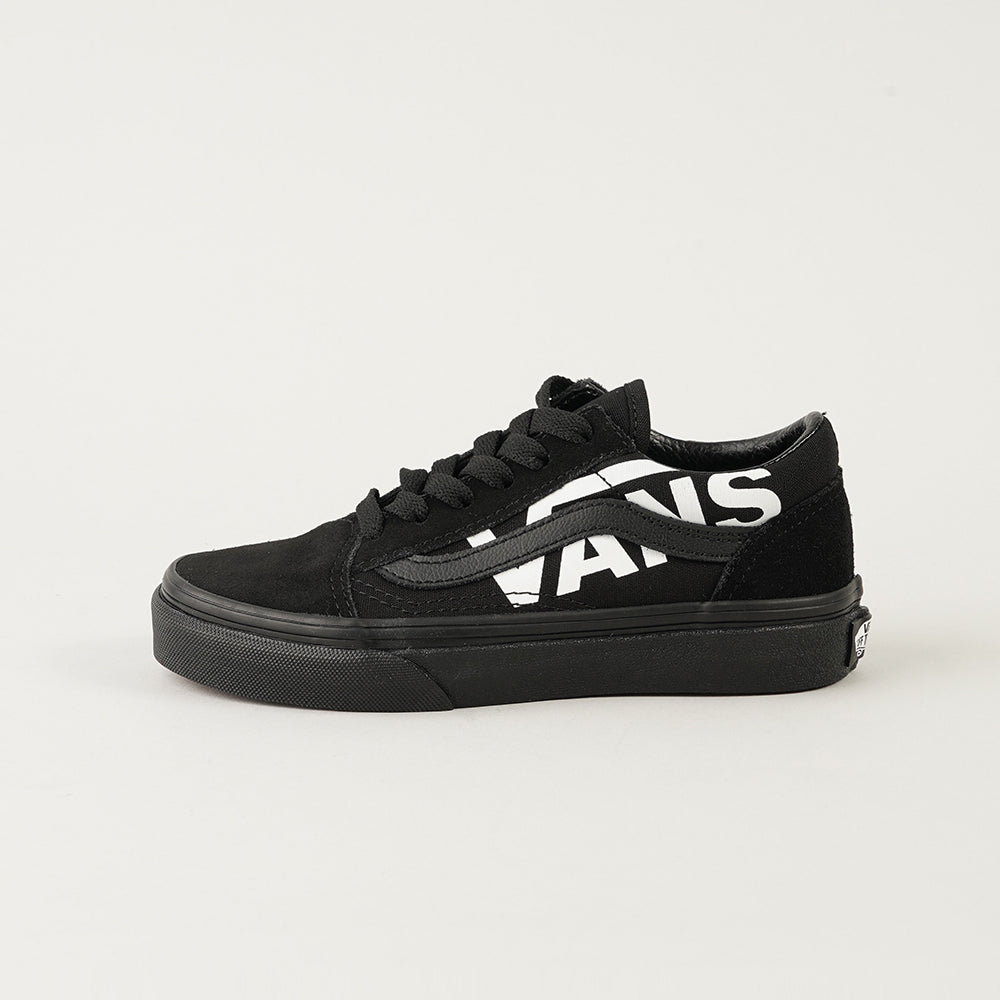 
                  
                    VANS OLD SKOOL
                  
                