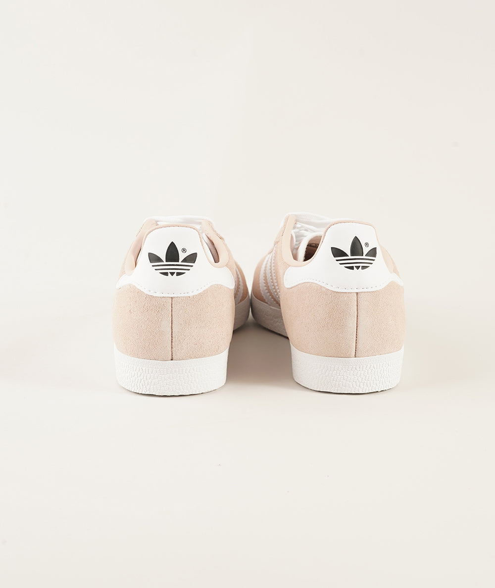 
                  
                    ADIDAS GAZELLE
                  
                