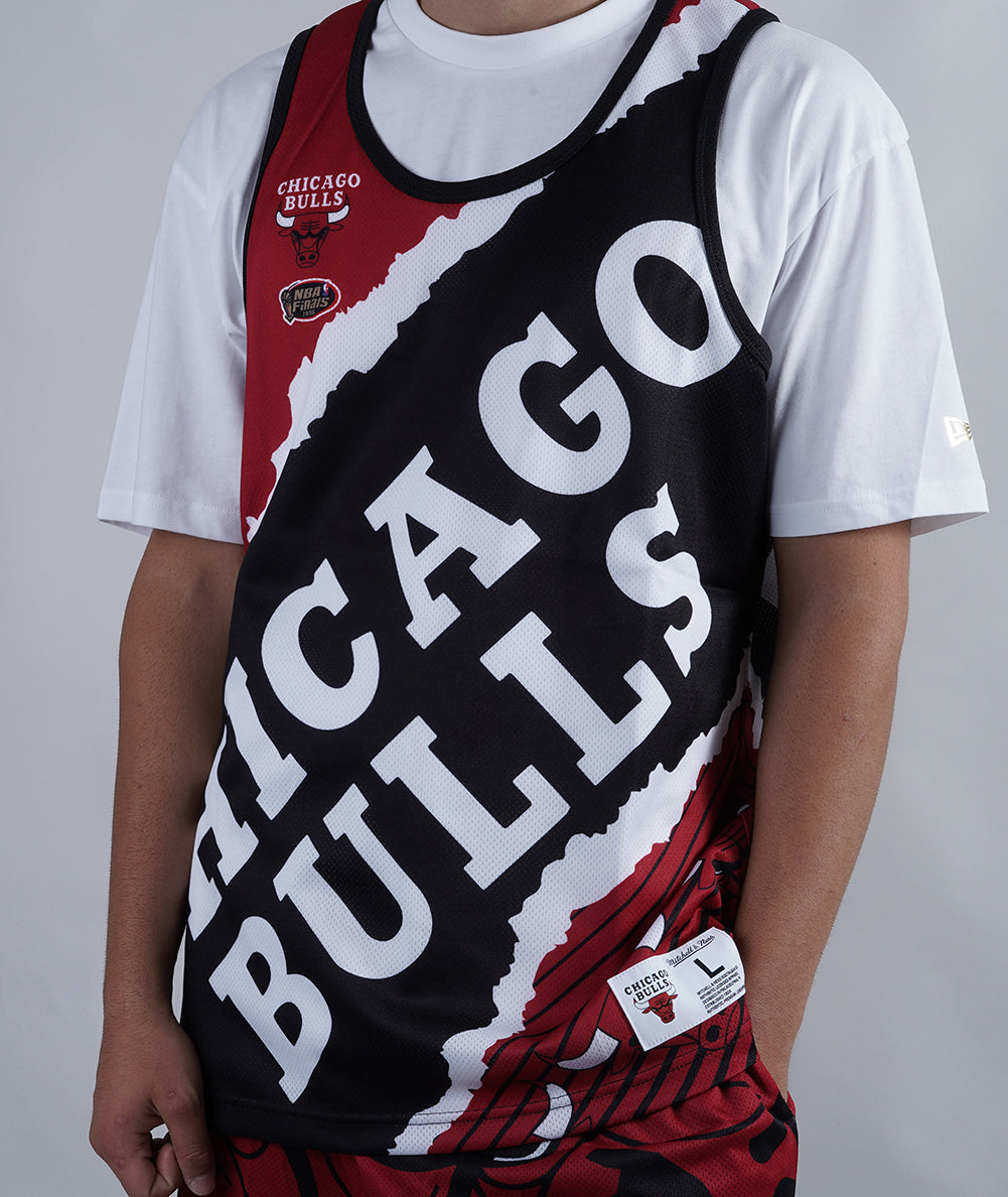 
                  
                    MITCHELL & NESS Jumbotron 2.0 Sublimated Tank Chicago Bulls
                  
                