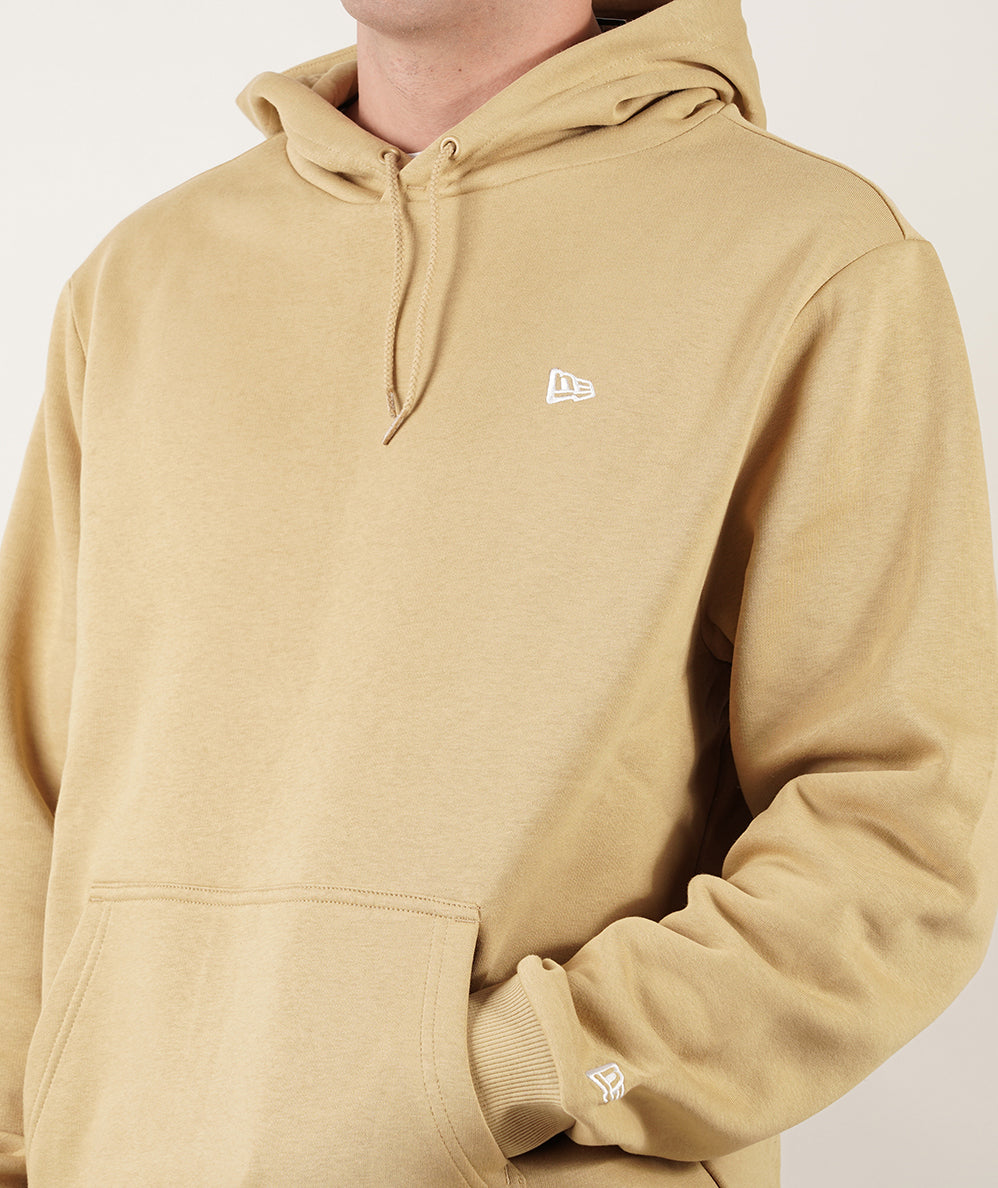 
                  
                    NEW ERA Essentials Flag
                  
                
