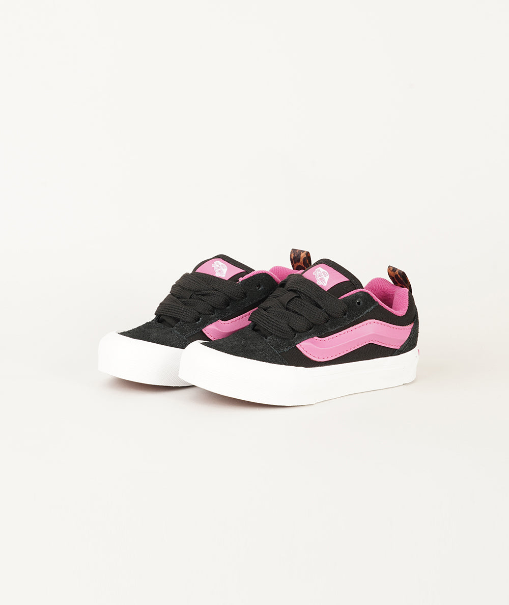 
                  
                    VANS KNU SKOOL
                  
                