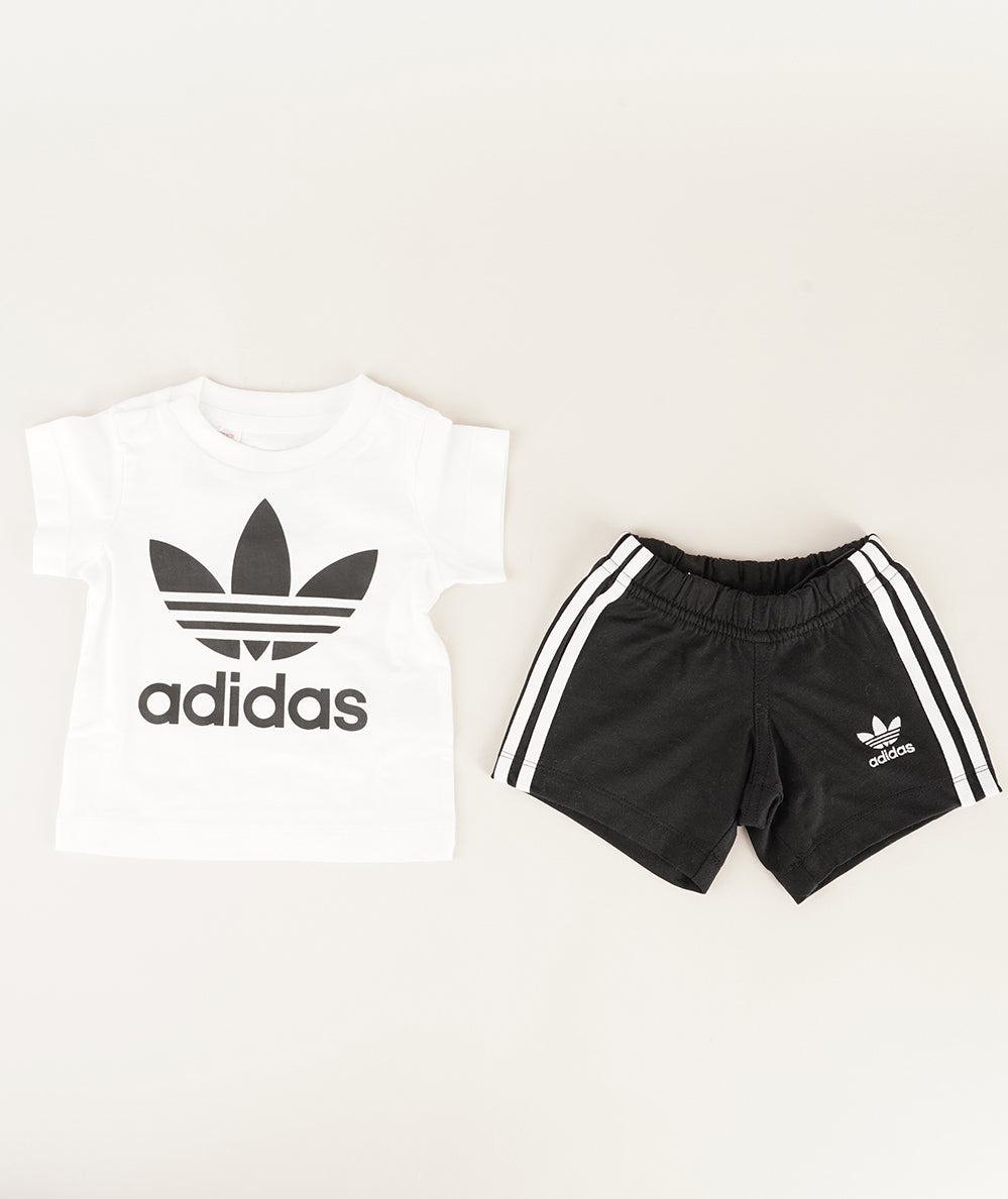 
                  
                    ADIDAS SHORT TEE SET
                  
                