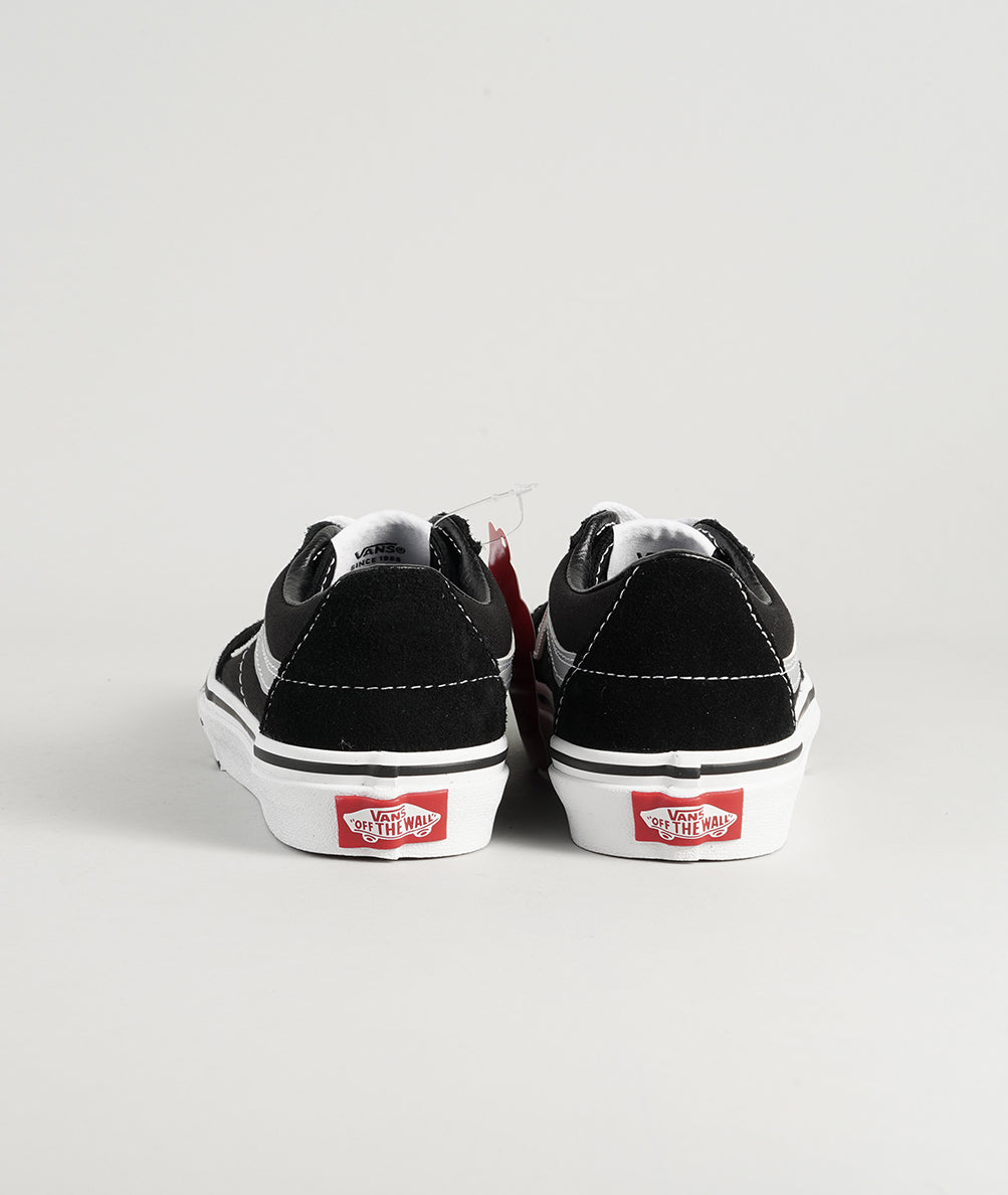 
                  
                    VANS SK8 LOW
                  
                
