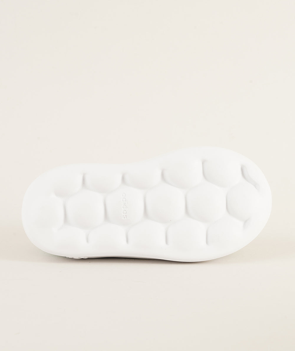 
                  
                    ADIDAS BUBBLECOMFY
                  
                