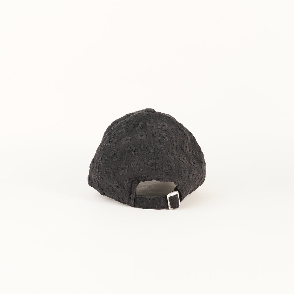 
                  
                    NEW ERA FLORAL TOWELLI
                  
                