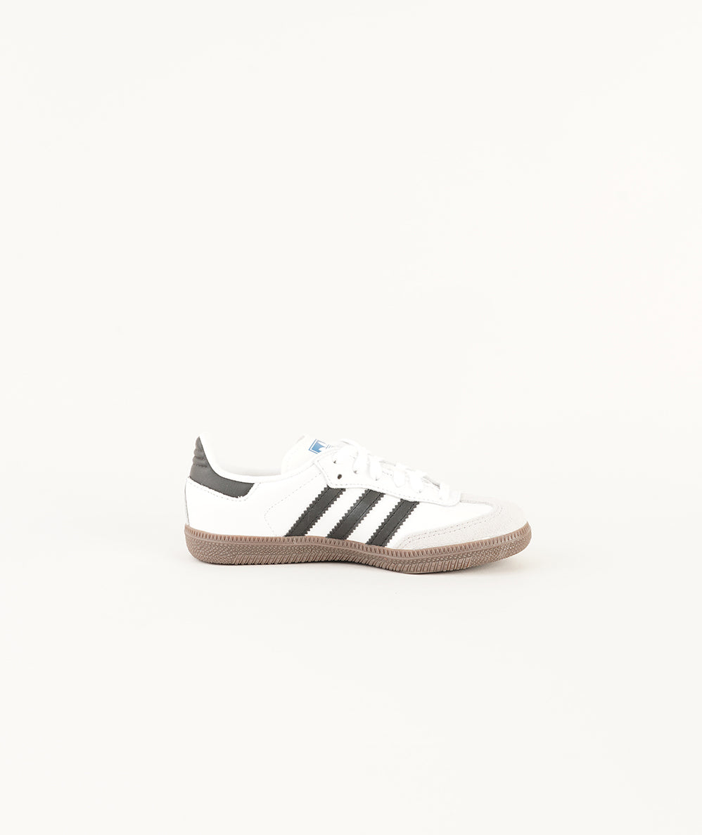 
                  
                    ADIDAS SAMBA
                  
                