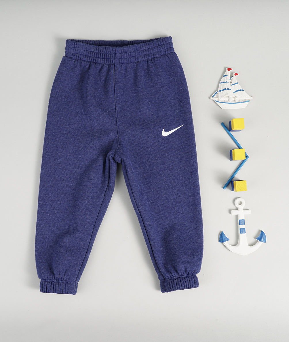 
                  
                    NIKE SET THERMA
                  
                