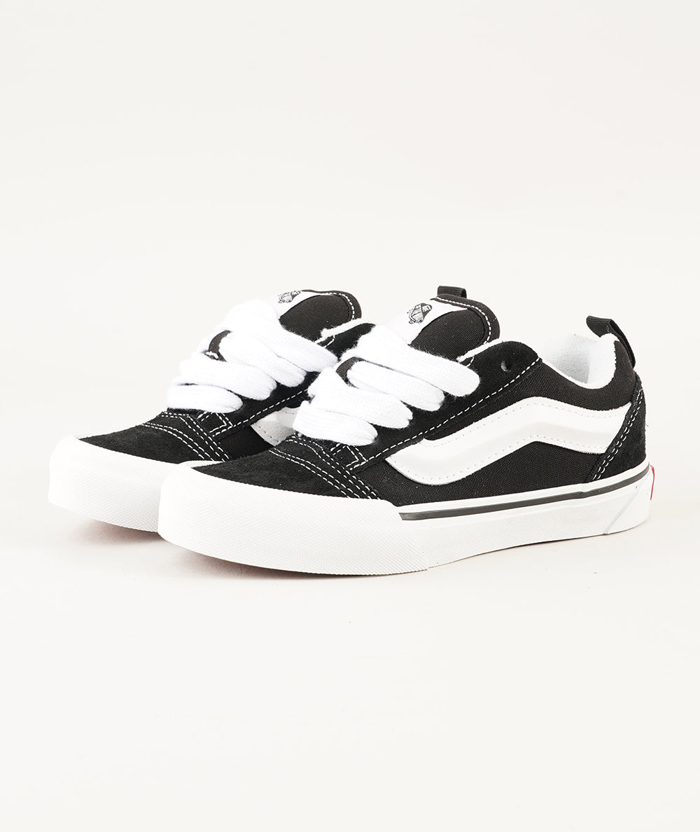 
                  
                    VANS KNU SKOOL
                  
                