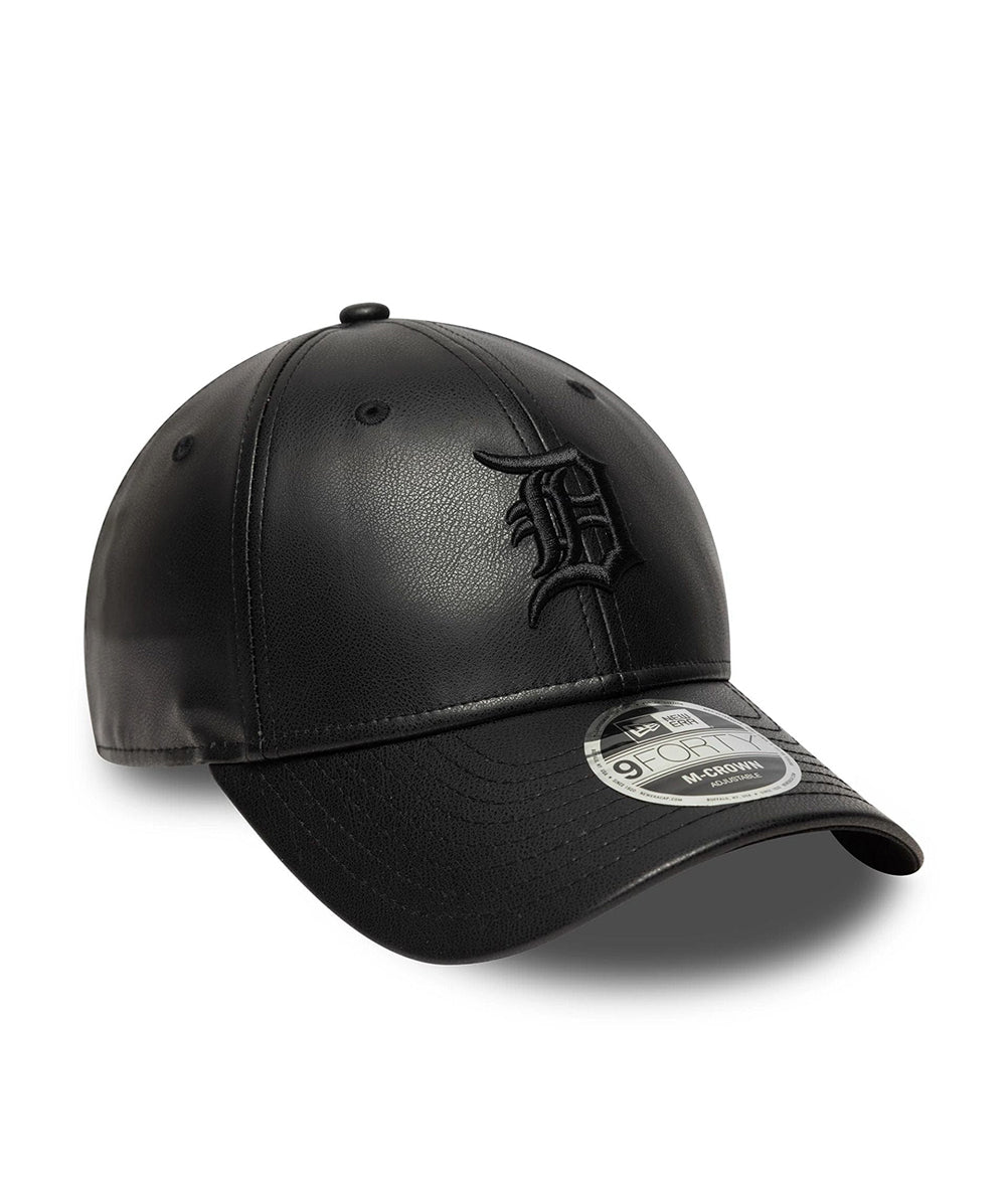 
                  
                    NEW ERA PU 9FORTY
                  
                