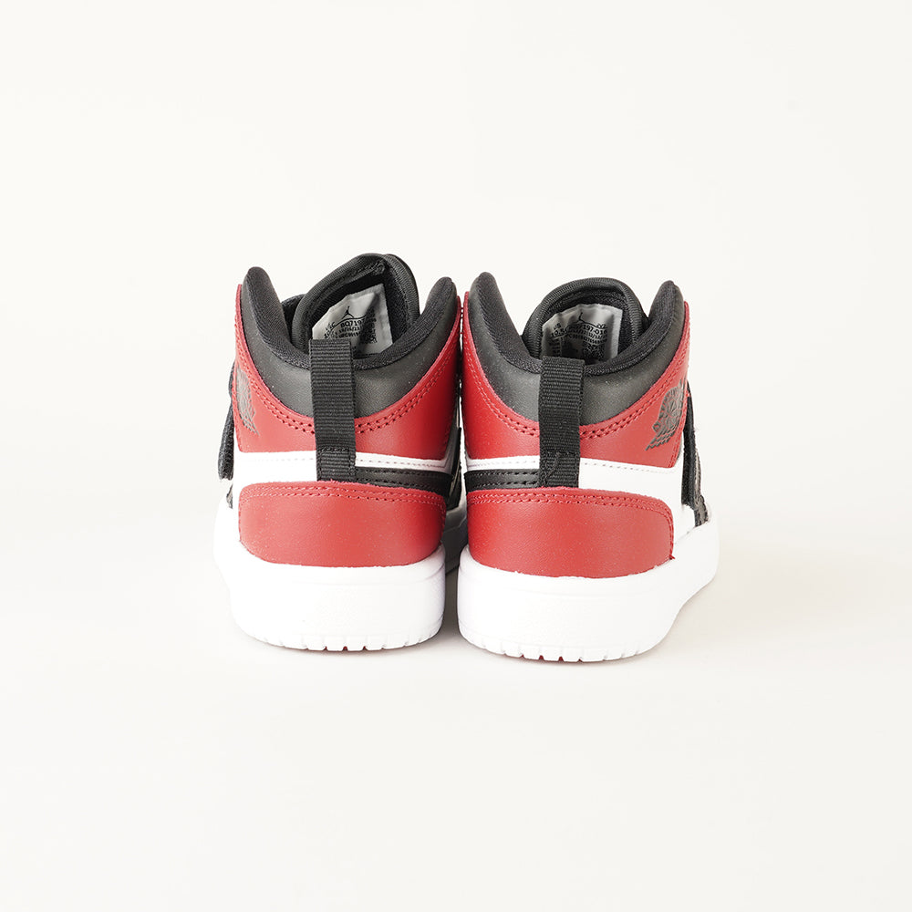 
                  
                    JORDAN SKY JORDAN
                  
                