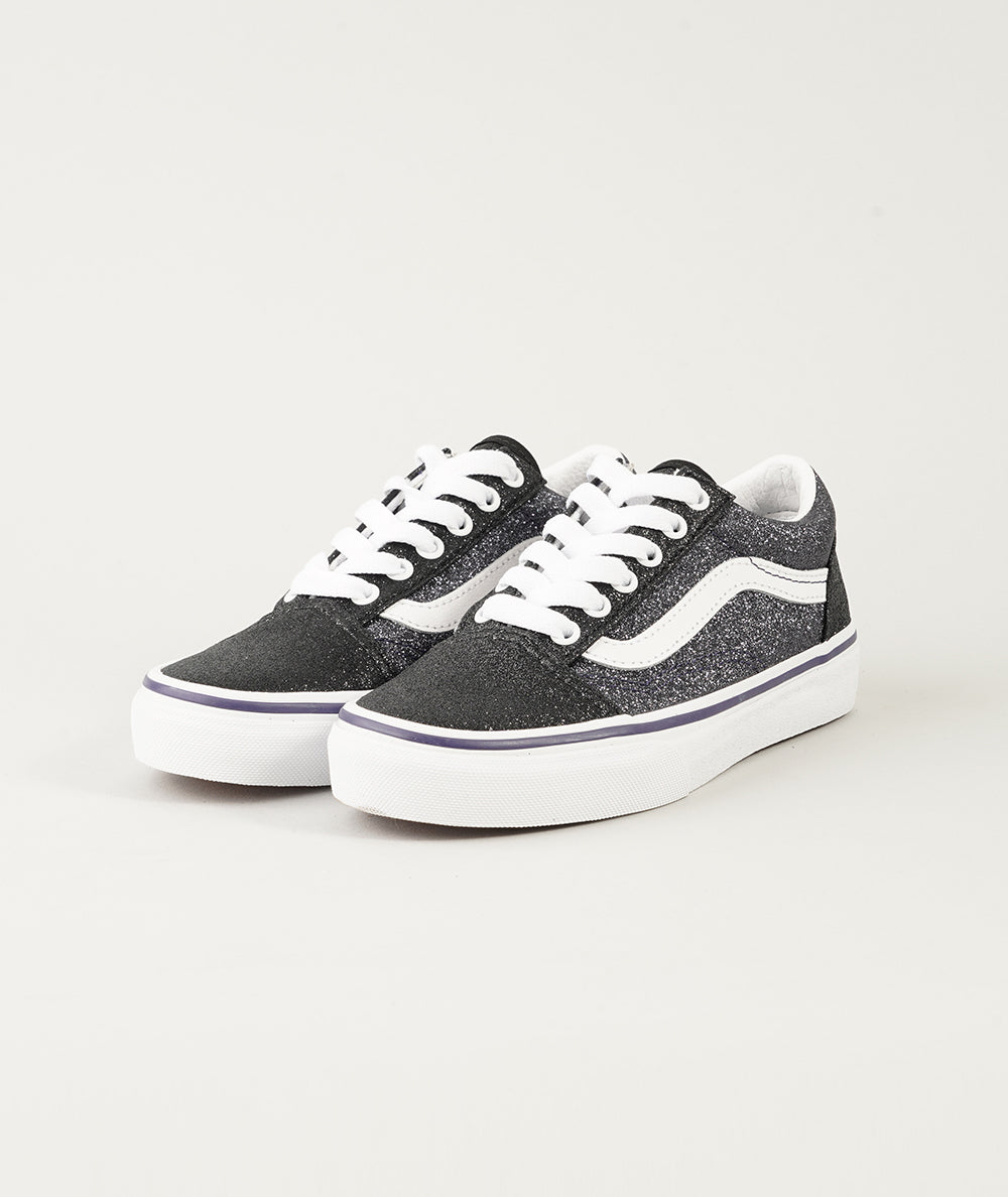 
                  
                    VANS OLD SKOOL
                  
                